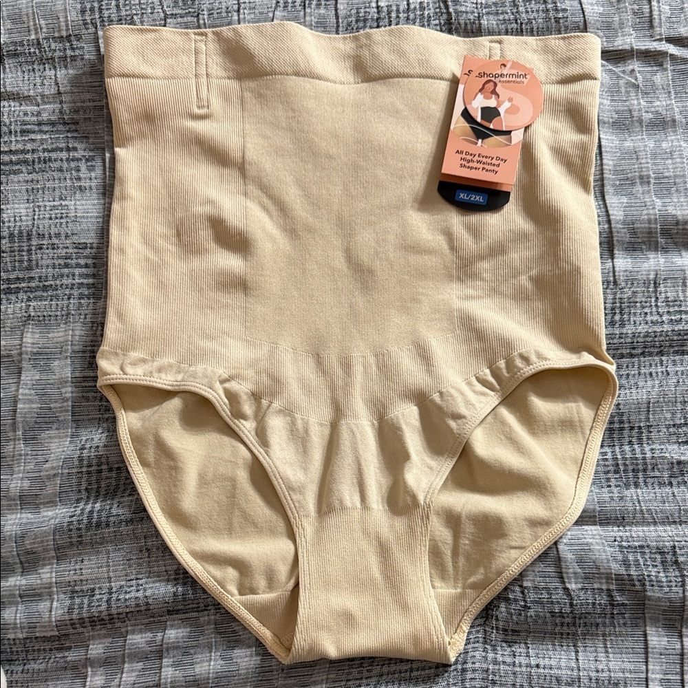 Shapermint Essentials All Day Everyday High-Waisted Shaper Panty in Beige XL/2XL